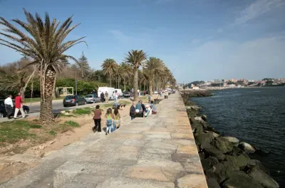 Avenida de Dom Carlos I - Foz - Porto