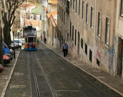 Elevador da Gloria - Lisbon