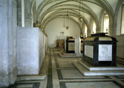 Royal Sarcophagus in Vincente da Fora