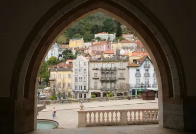 Palacio Nacional Arch - Sintra