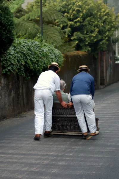 Funchal Sleigh Ride (Carro de Cesto)