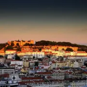 Chiado Apartment with View to the Castle