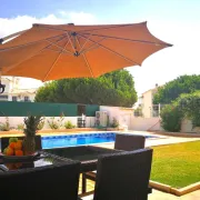 6 Bedroom Villa Brady Private with pool and garden