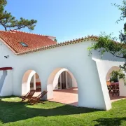 DOMUS QUIETA Pool near beach