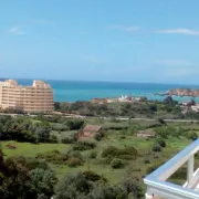 Appartement vue sur mer et pieds dans l'eau