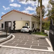 Villa Neto