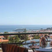 Stylish apartment with balcony and amazing views over Funcha