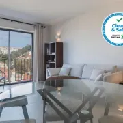 Modern Apartment with View near Castelo de S