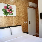 Amadora Boutique Hostel