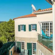 Amazigh Guincho Rooms & Dorms