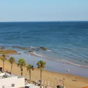 Varandas do Mar Apartamento T2R frente mar Olhos de gua Albu