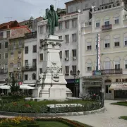 Statue in Largo da Portagem - Coimbra