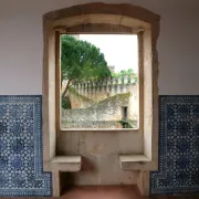 Tomar Window Seat - Convent