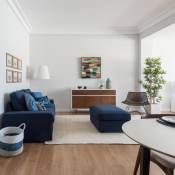 Elegant and bright apartment in Estoril