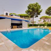 Villa HD - 4Bedrooms - Private pool - 15 minutes walking to Vilamoura Marina