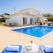 Praia do Carvoeiro Villa Sleeps 6 Air Con