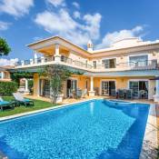 Vale do Lobo Villa Sleeps 8 Pool Air Con WiFi