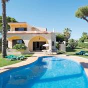 Located in an exclusive residential area of Vilamoura