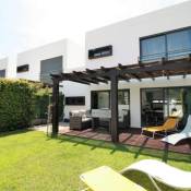 At03 Luxury Townhouse Olhos de Agua