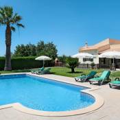 Carrasqueiro Villa Sleeps 7 with Pool Air Con and WiFi