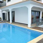 House with 3 bedrooms in Funchal with wonderful sea view private pool enclosed garden 10 km from the beach