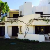 Apartment with 3 bedrooms in Olhos de Agua with shared pool furnished garden and WiFi 800 m from the beach