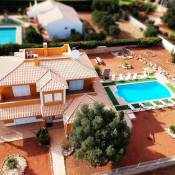 Villa Monte Canelas - Private Pool - Free Parking