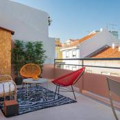 LovelyStay - Sunny 1BDR Apartment W/Terrace