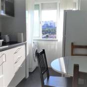 Comfortable Furnished Bedroom In Lisbon Central with Ac and Wifi