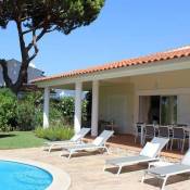 Villa Quadradinhos 46Q Located close to the tennis courts and just 100m from the famous Restaurant