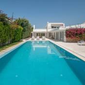 Villa in Aldeia do Meco Sleeps 8 with Pool