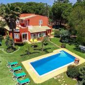 Villa in Sao Lourenco Sleeps 6 includes Swimming pool Air Con and WiFi
