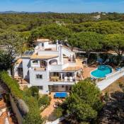 Villa in Vale do Garrao Sleeps 10 includes Swimming pool Air Con and WiFi 2