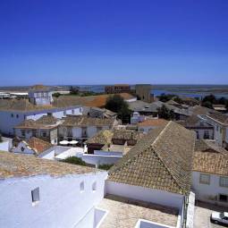 Faro guesthouses