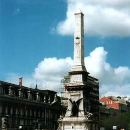Obelisk - Praca dos Restauradores - Lisbon
