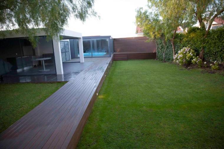 Apartment with Garden and Pool