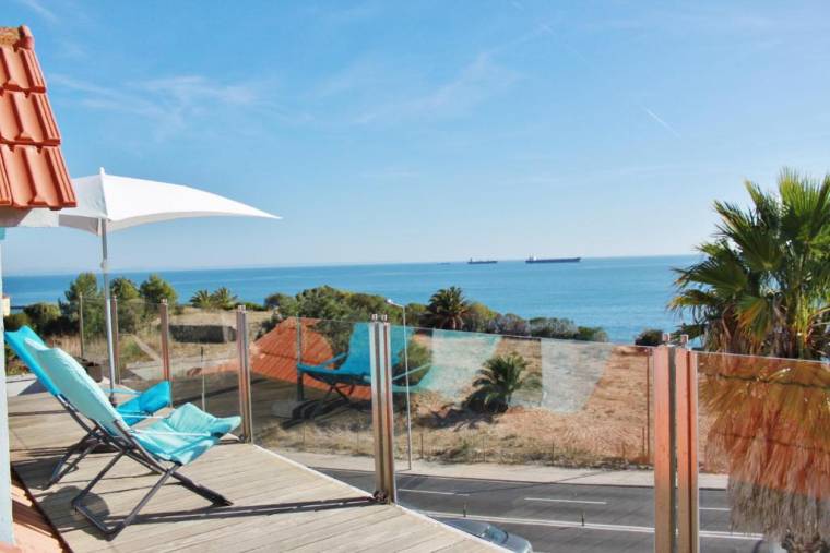 Estoril Beach View Apartment