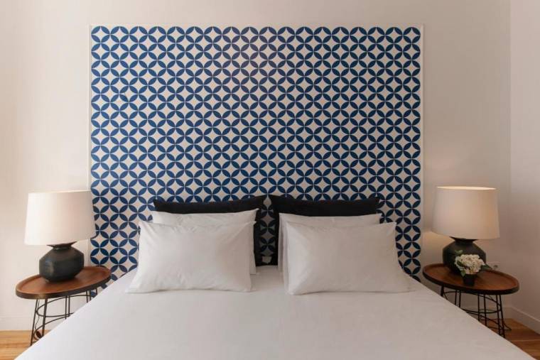 Brand NEW!!! Trendy Design Flat - Heart of Chiado