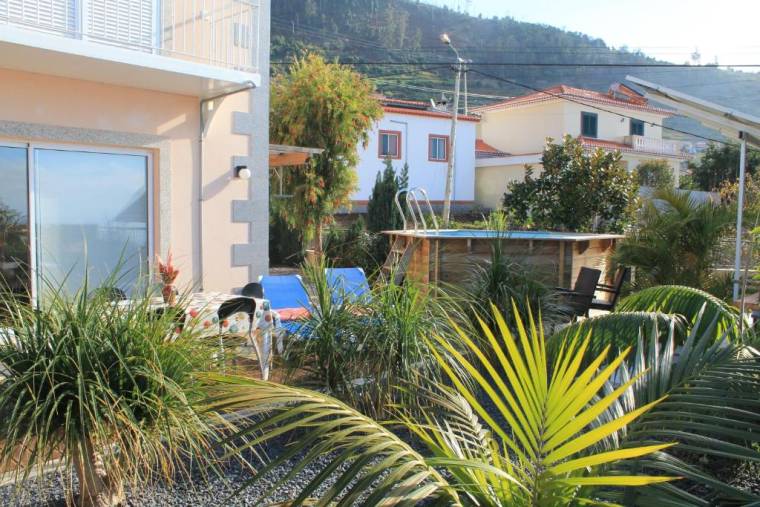 Villa Nazaré Seaview in Arco da Calheta