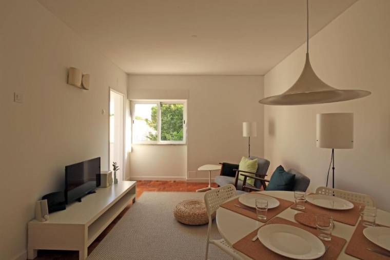 Olivais Design Flat