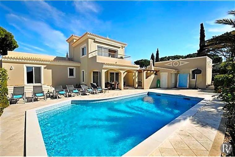 Vale do Lobo Villa Sleeps 8 Pool Air Con WiFi