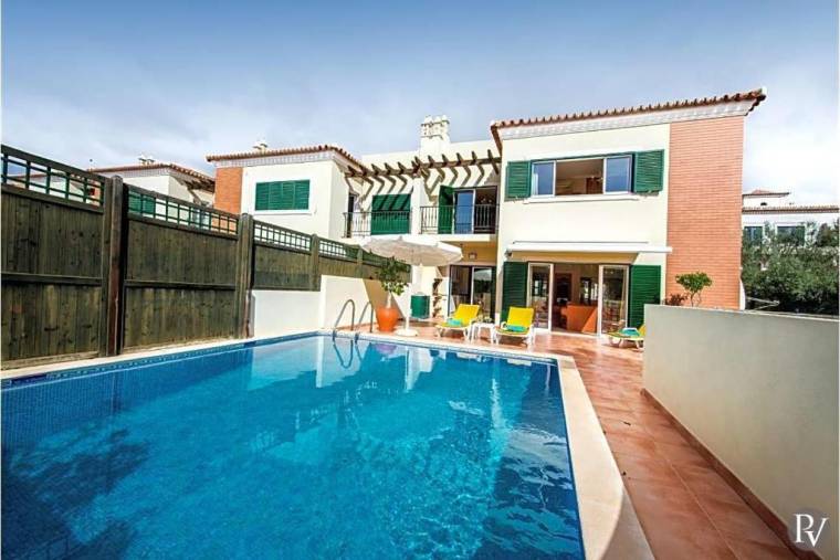 Santa Barbara de Nexe Villa Sleeps 6 Pool Air Con