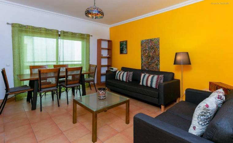 A03 - Central 1 Bed Apartment