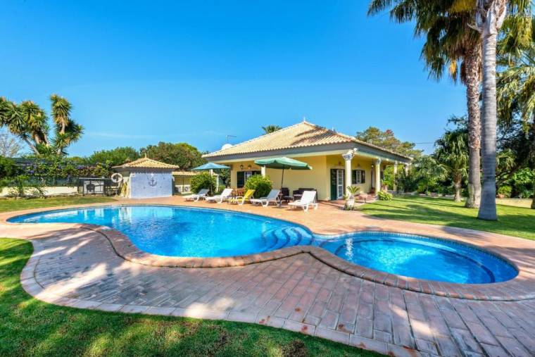 Casa das Palmeiras - Fantastic isolated Villa with pool