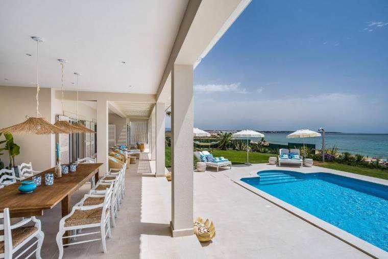 4 Bedroom Villa in Guia Algarve - Beach House