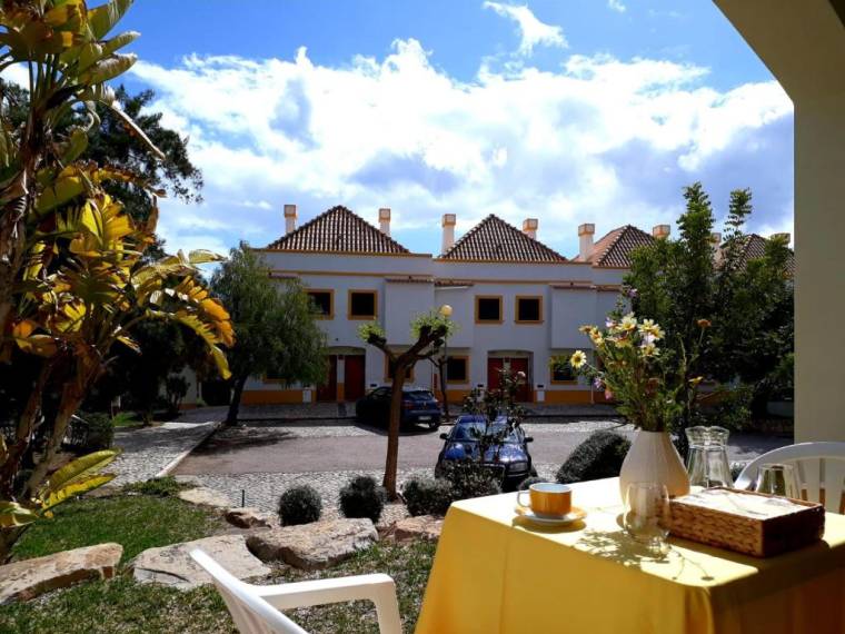 Aparte Wohnung mit Südterrasse am Park