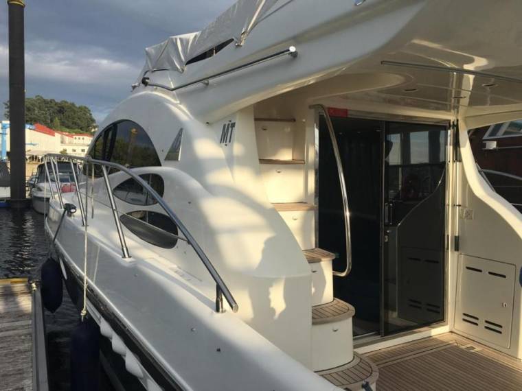 Porto Privat Yacht-Accommodation & Boat ride