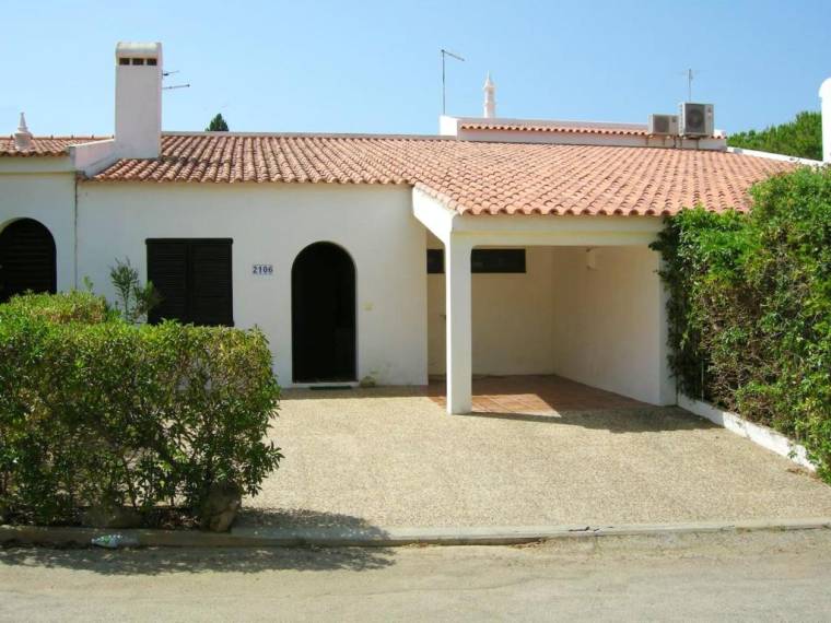 House with 2 bedrooms in Albufeira with furnished garden 400 m from the beach