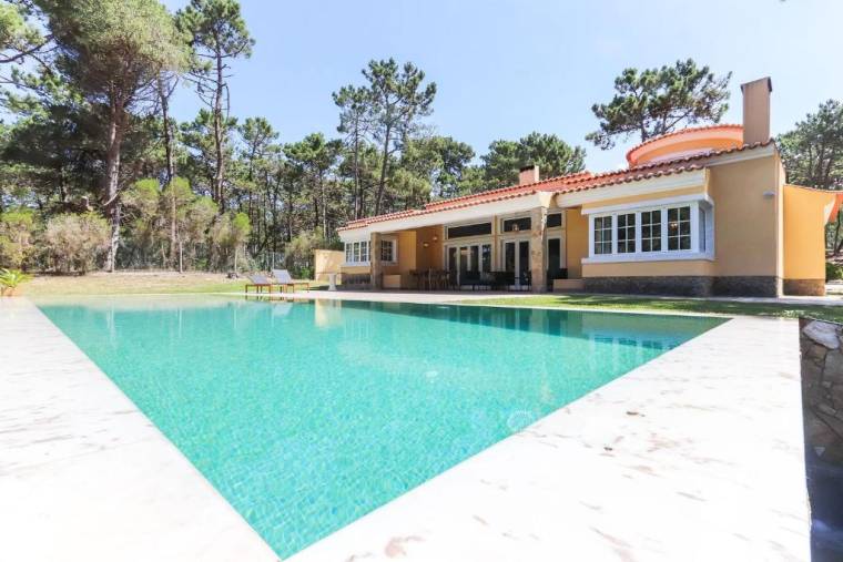 Sintra Nature Villa with Private Pool by Homing