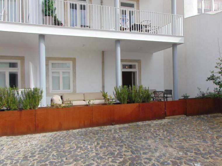 Maria@Mouraria - 2 bedrooms, pool, air condition